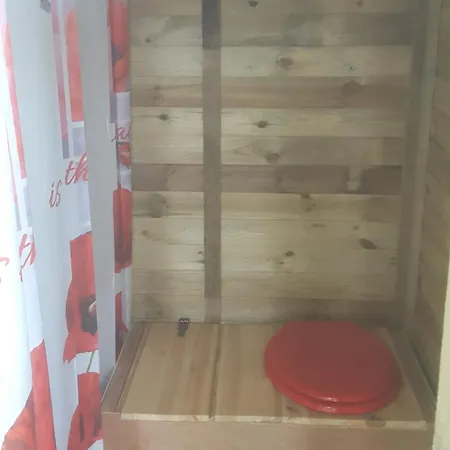 אתר קמפינג Tonneau Proche Des Plages Du Debarquement