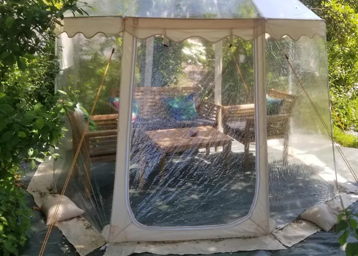 Tonneau Proche Des Plages Du Debarquement Parque de Campismo